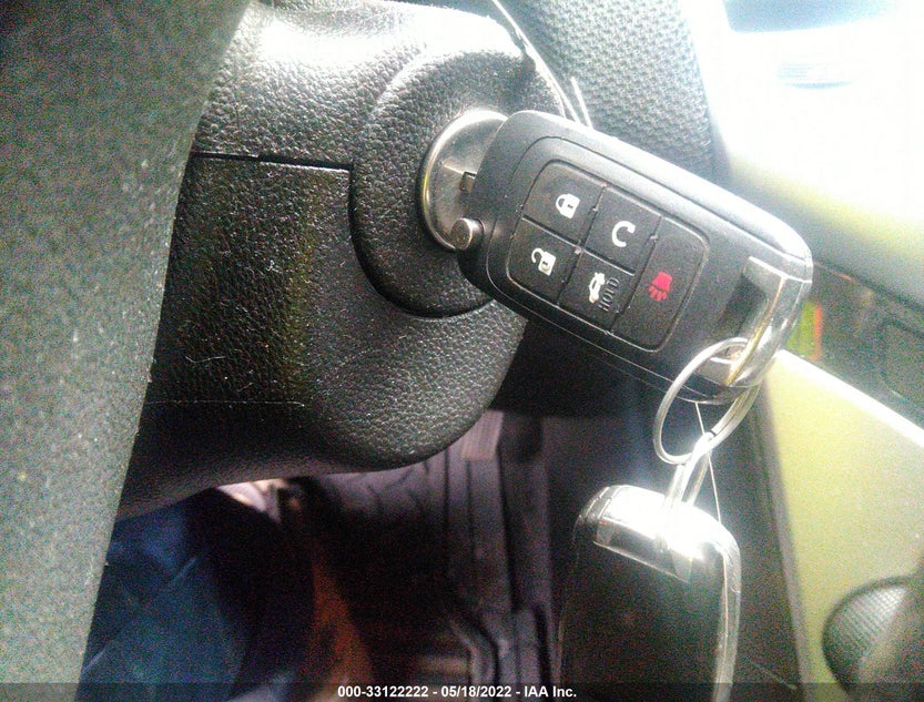 1G1PE5SB1G7218261