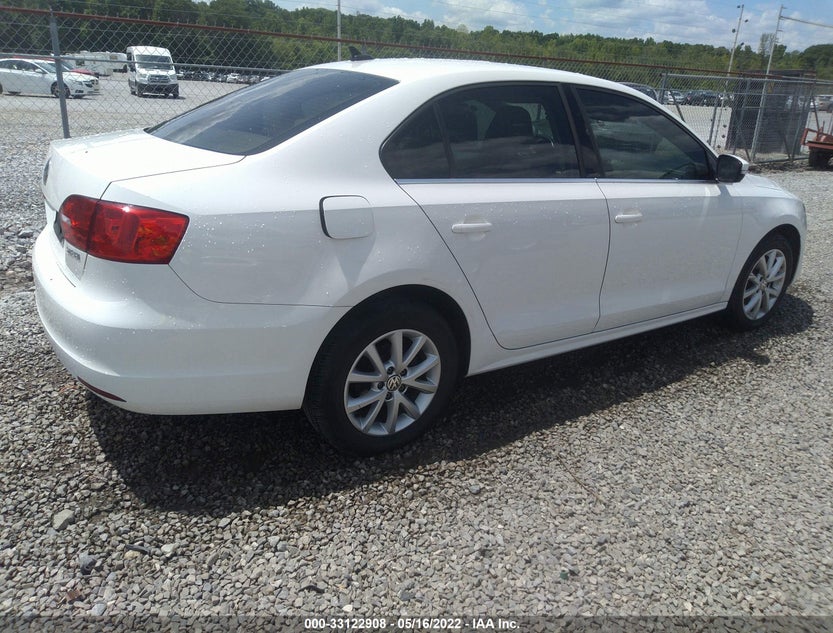 3VWDX7AJXDM437114