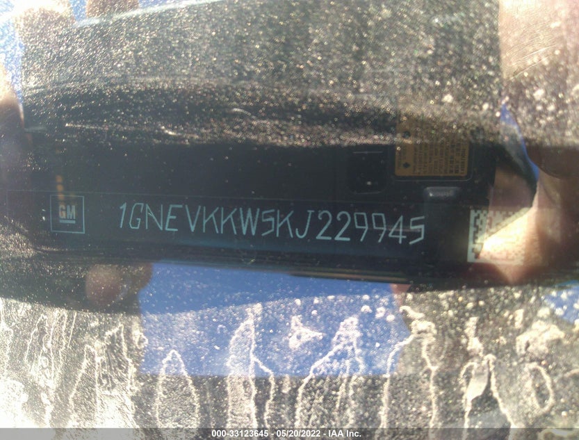 1GNEVKKW5KJ229945