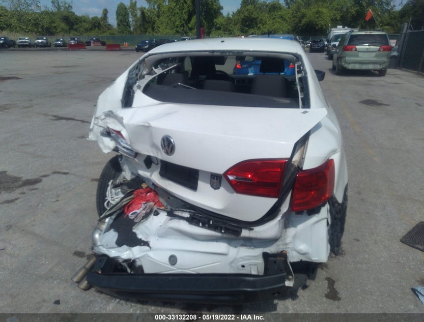 3VW2K7AJ2EM218896
