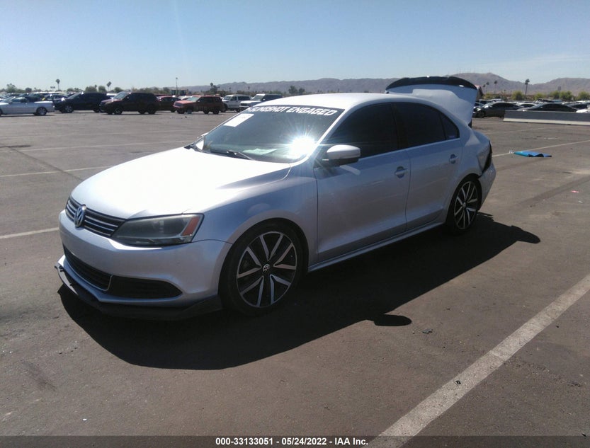 3VWD17AJ9EM241250