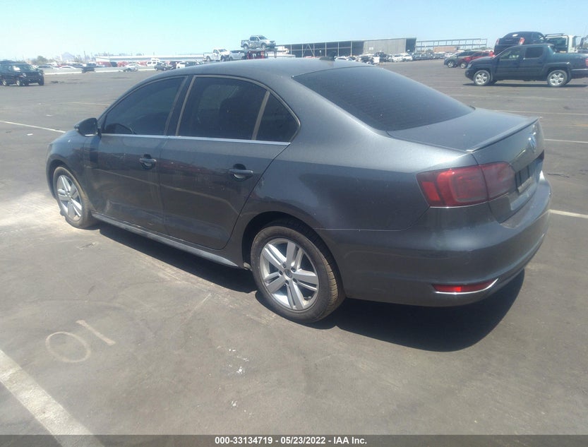 3VW637AJ2DM278500