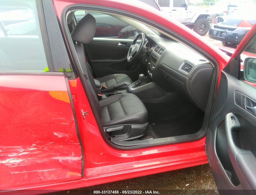3VWDP7AJ8CM106739