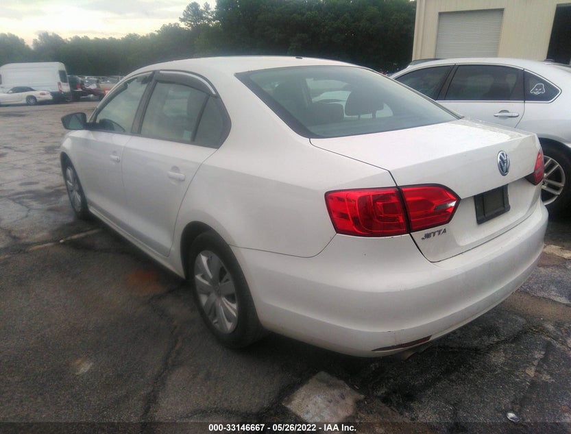 3VW2K7AJ5BM379075
