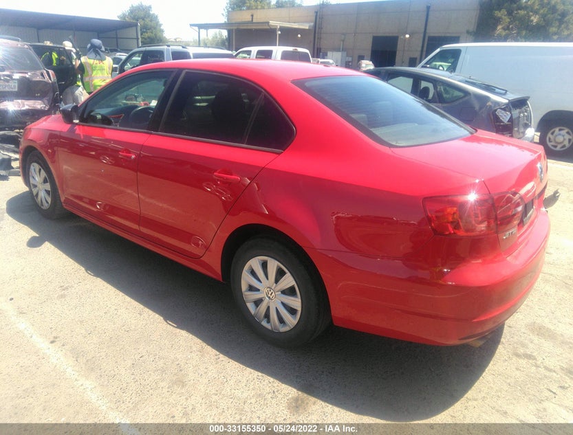 3VW1K7AJ2CM428181