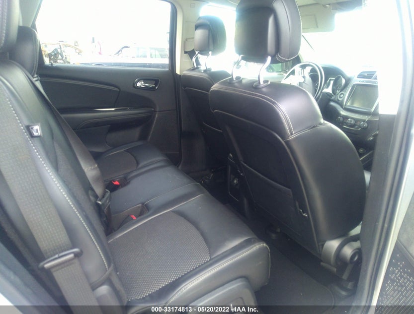 3C4PDCGB8LT235748