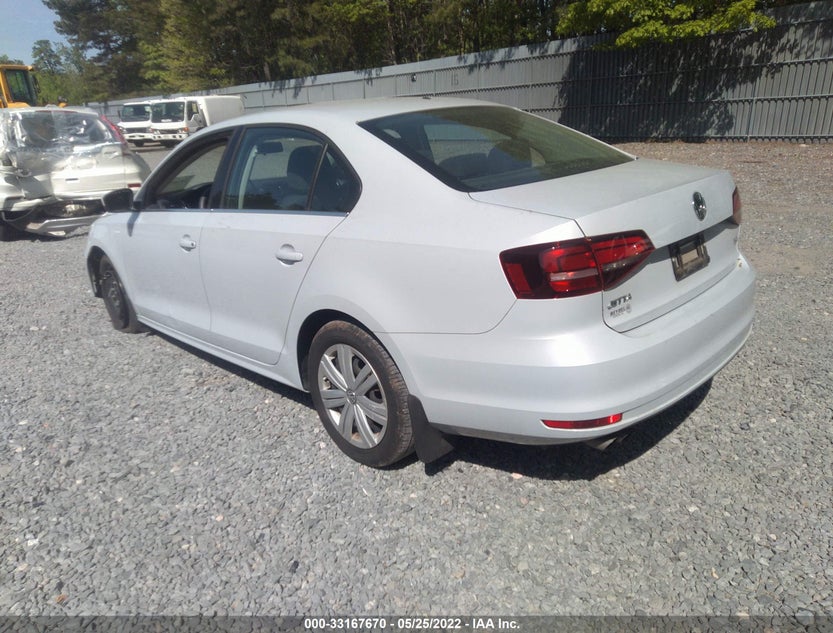 3VW2B7AJ7HM260744