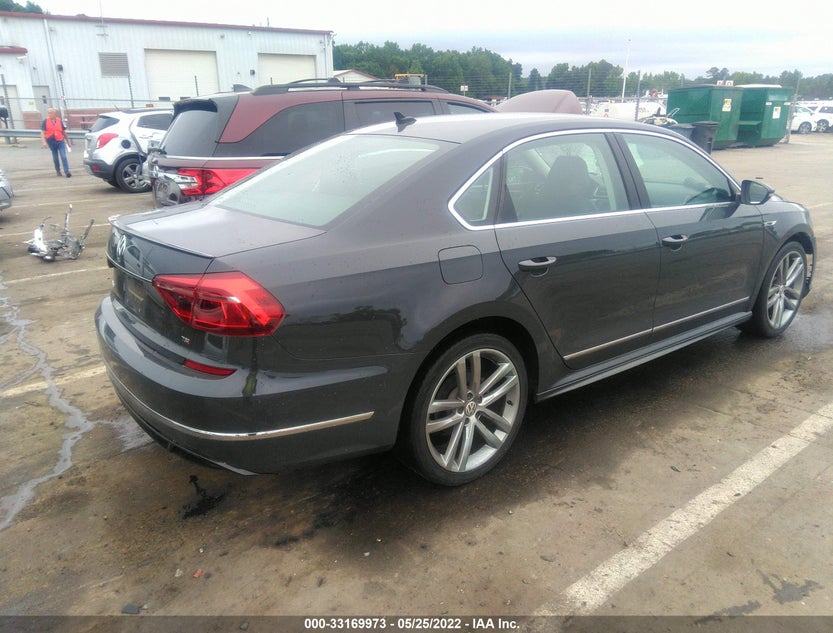 1VWDT7A39HC010575