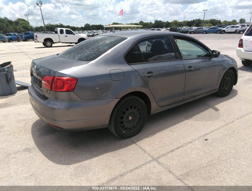 3VW2K7AJ2CM388351