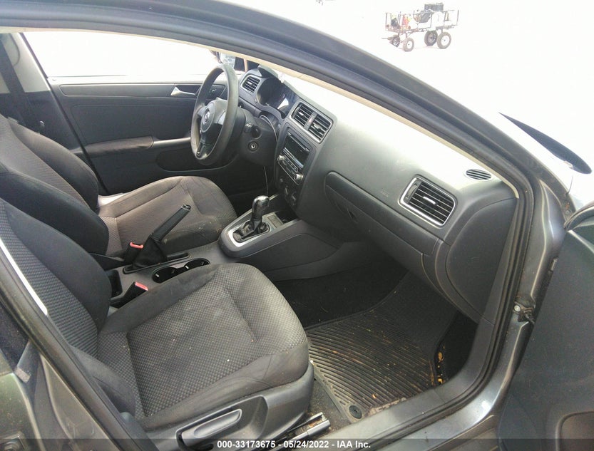 3VW2K7AJ2CM388351