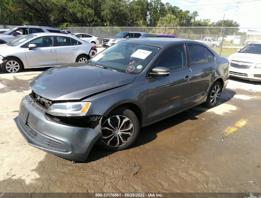 3VWDP7AJ8CM381172