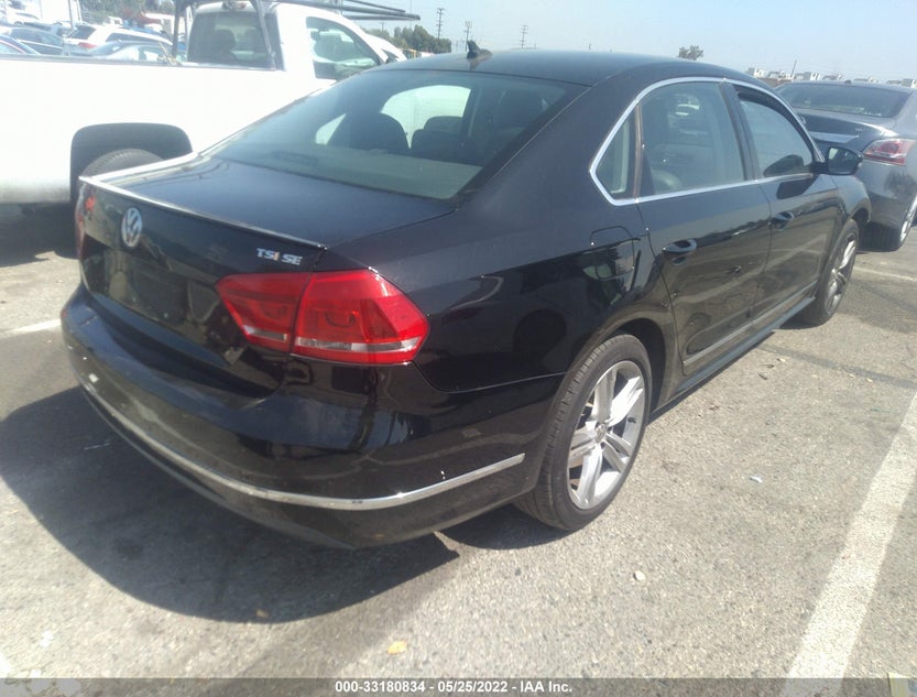 1VWBS7A33FC026858