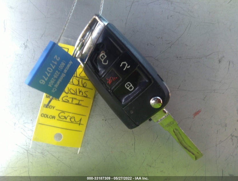 3VW5T7AU0GM009812