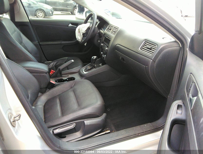 3VWDP7AJ0CM085210