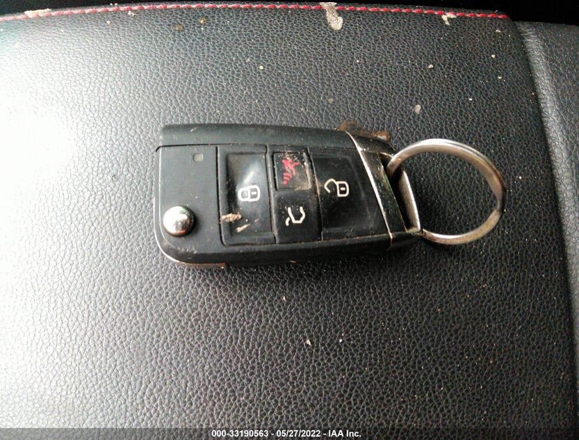 3VW4T7AU9FM055276