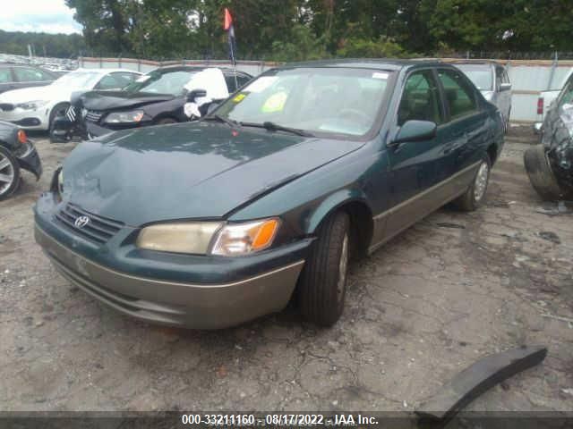 1998 Toyota Camry Le VIN: 4T1BG22K4WU289492 Lot: 33211160