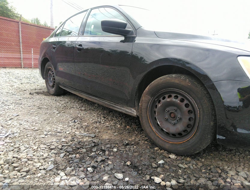 3VW1K7AJ3DM257748