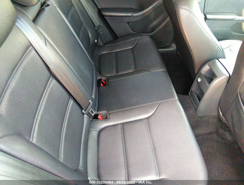 3VWDB7AJ8JM227069