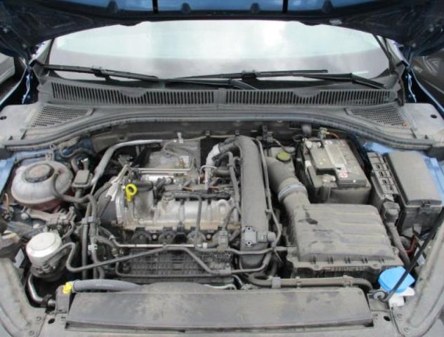 3VWCB7BU8LM018079