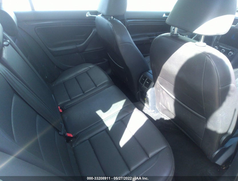 3VWTL7AJ2AM615407