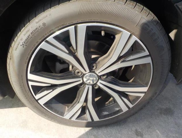 1VWSA7A33MC011440