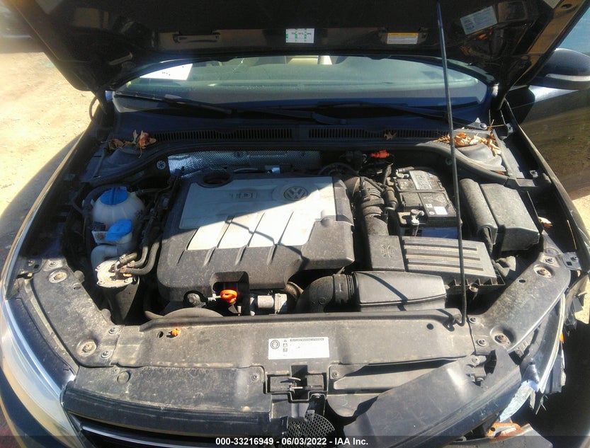 3VW3L7AJ1CM413628