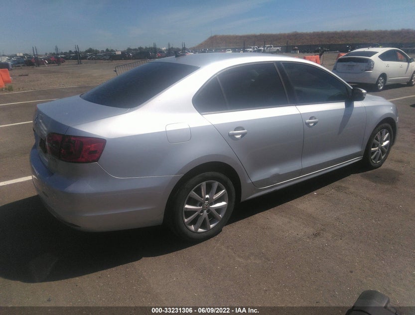 3VWDP7AJ8CM340654