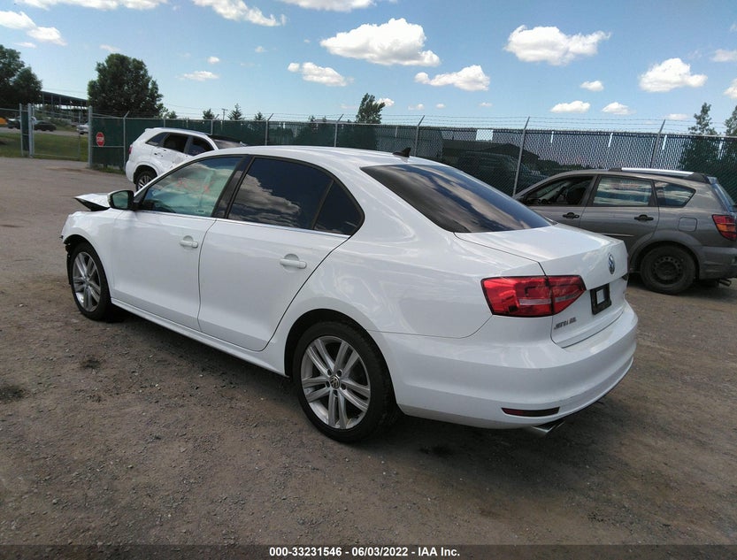 3VWLA7AJ1FM305410
