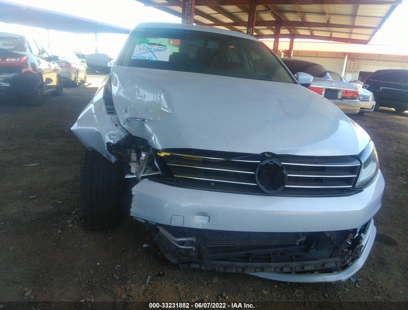 3VW2B7AJ8HM291579