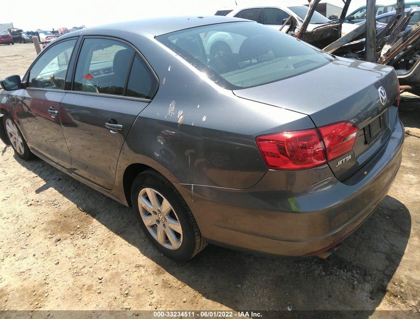 3VW2K7AJ9CM054611