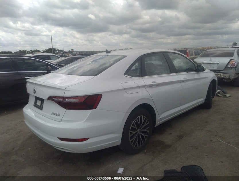3VWCB7BU0LM019968