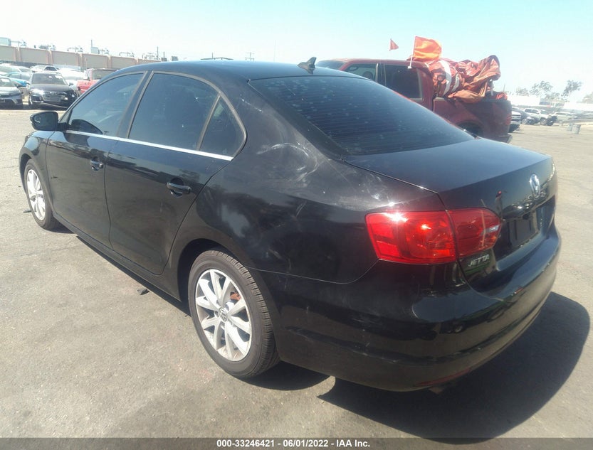 3VWDX7AJ1DM311045