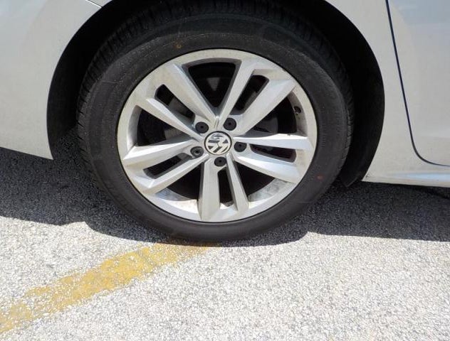 1VWSA7A38LC010055