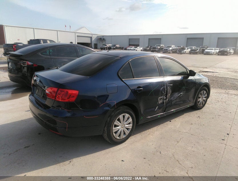 3VW2K7AJXDM352019