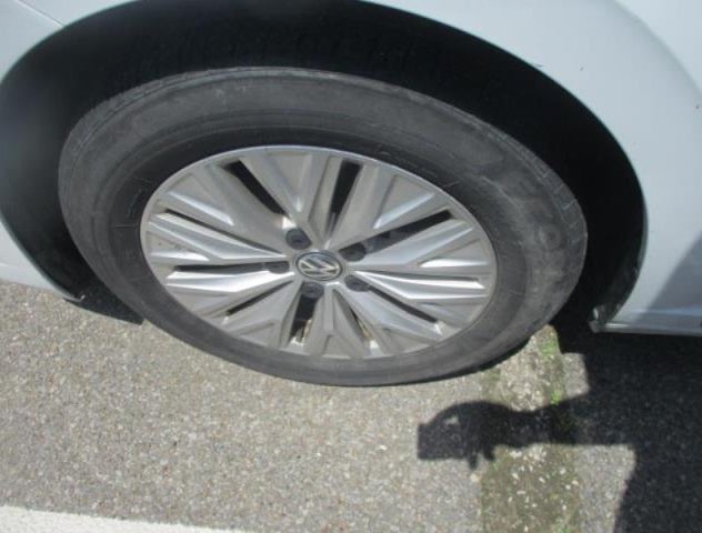 3VWCB7BUXLM037328