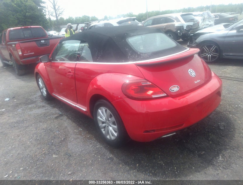 3VW5DAAT9JM504311
