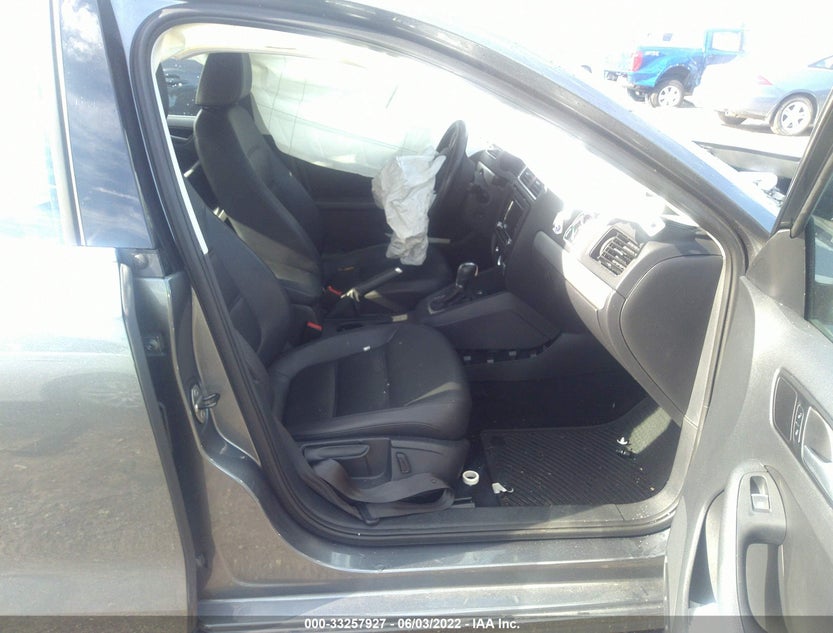 3VWD17AJ7EM214273