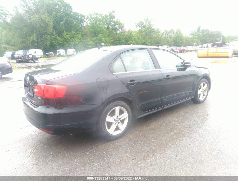 3VW3L7AJ6EM414602
