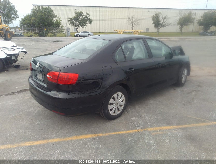 3VW2K7AJ8EM328366