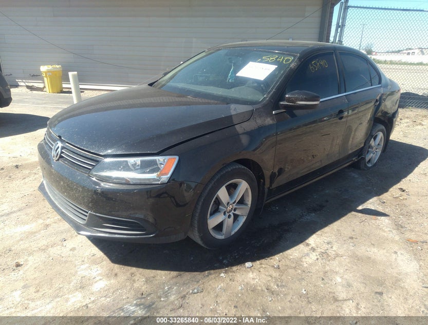 3VW3L7AJXDM410020