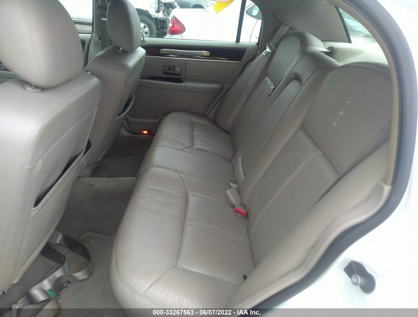 2LNBL8CV1AX631585