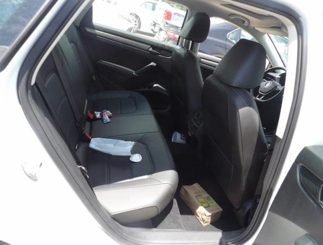 1VWSA7A33MC004553