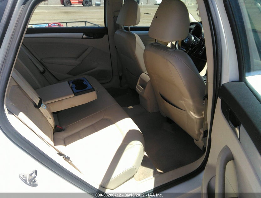 1VWBP7A30CC044604