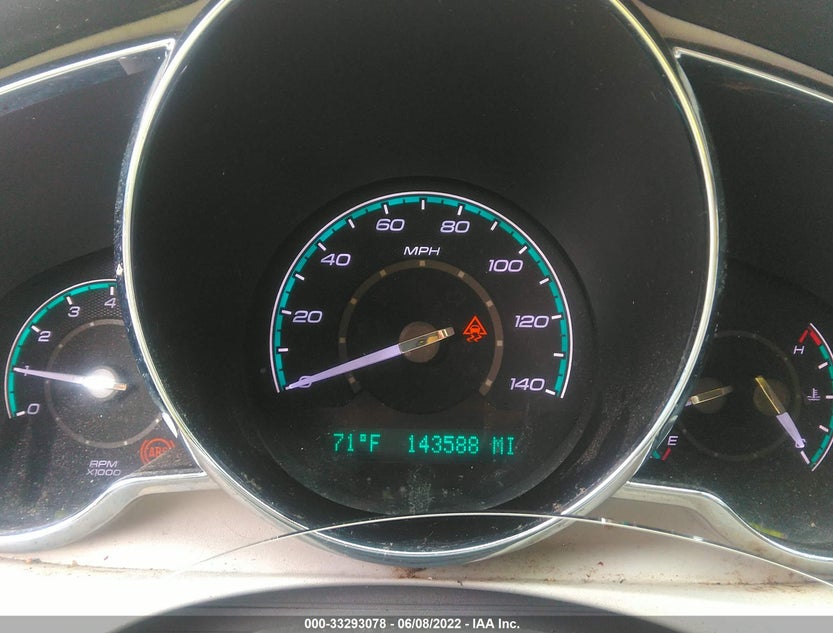 1G1ZB5E16BF242879