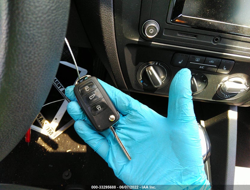 3VW2B7AJ6HM384102