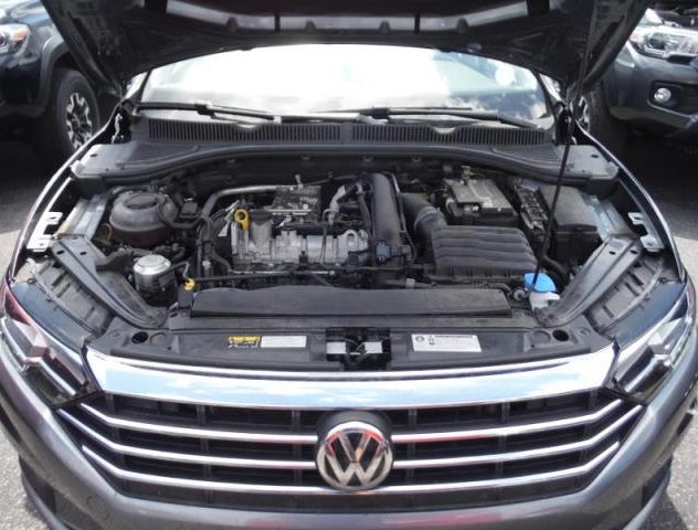 3VWCB7BU8LM032032