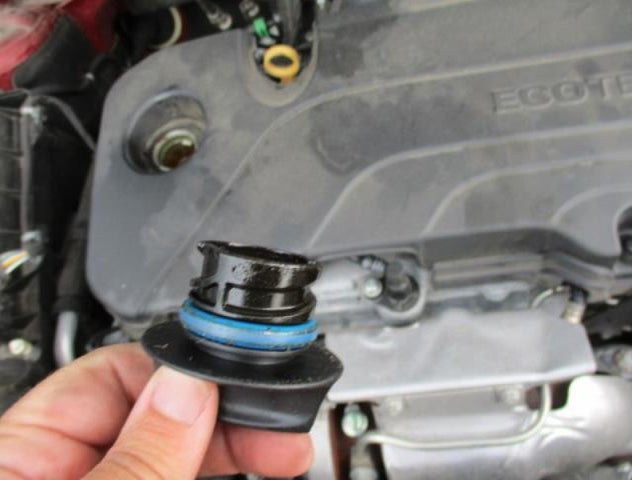 1G1ZD5ST2LF105830