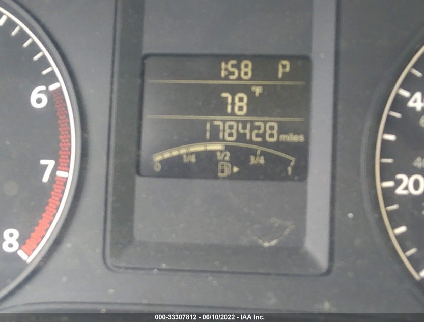 3VW2K7AJ8BM053111