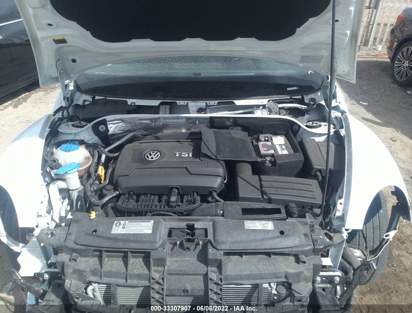 3VW517AT4FM810867