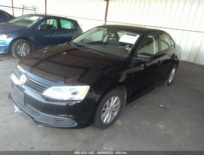 3VW2K7AJ5CM372208